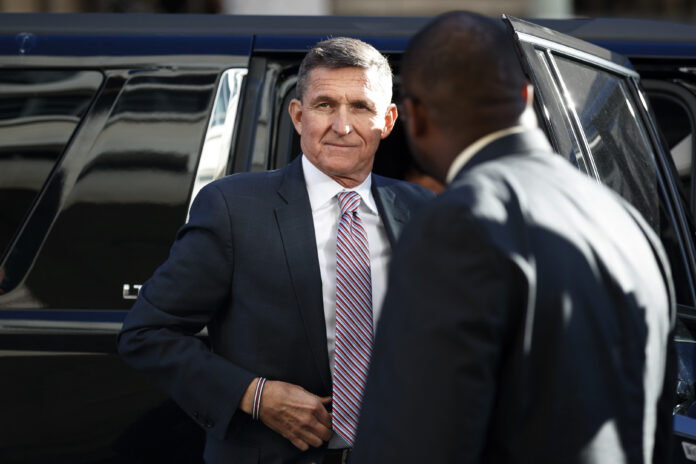 A FEDERAL APPEALS court has ordered the dismissal of the criminal case against Michael Flynn. / AP FILE PHOTO/CAROLYN KASTER