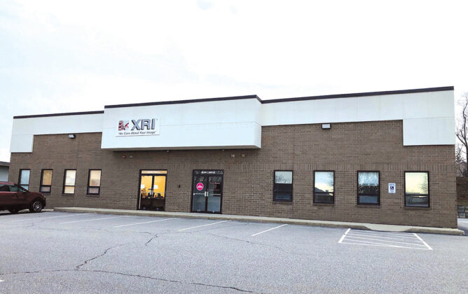 11. 225 Metro Center Blvd. (1994)
OWNER: Link Commercial Properties LLC
TENANTS: Kaman Industrial Technologies, Warwick Paint Store, Glidden Professional Paint Center, X-Ray Imaging Technologies