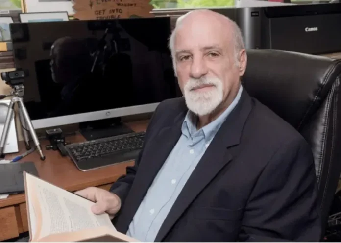Leonard-Lardaro-CCI-Report-9.56.15-AM