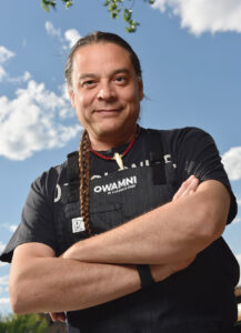 GUEST SPEAKER: Sean Sherman, chef, restaurateur, Indigenous food advocate and owner of Owamni restaurant in Minnesota, spoke recently about “The (R)evolution of Indigenous Food Systems of North America” as part of the 2022 Honors Colloquium at the University of Rhode Island.
COURTESY NANCY BUNDT
